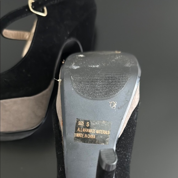 Rue21 Black and Gray/Tan Platform Heels Sz SM - Picture 13 of 13